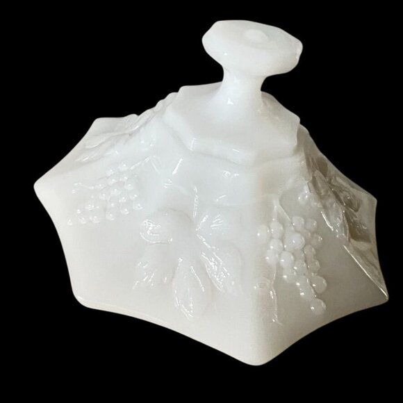 Vtg Milk Glass Lidded Candy Dish Embossed Grapes Leaves Smooth Glass Compote - Picture 13 of 13